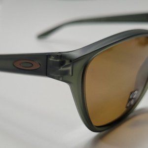 Oakley Manorburn Men's Sunglasses